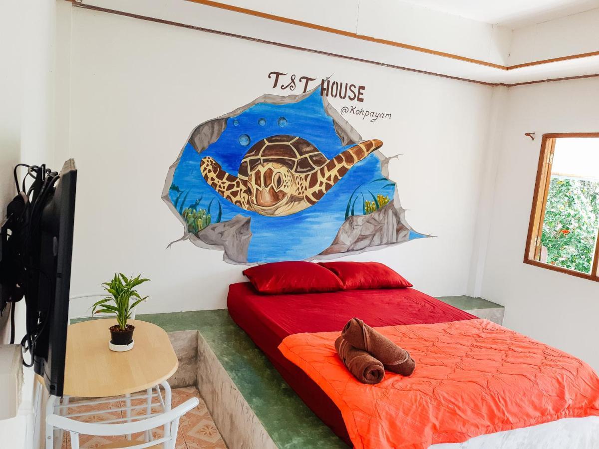 T And T House (Adults Only) Hotel Koh Phayam Eksteriør billede