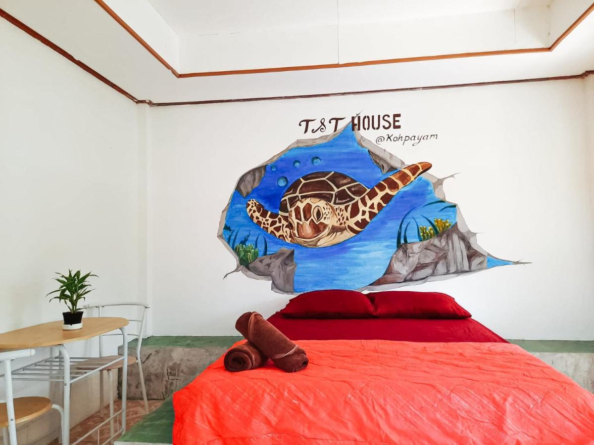 T And T House (Adults Only) Hotel Koh Phayam Eksteriør billede