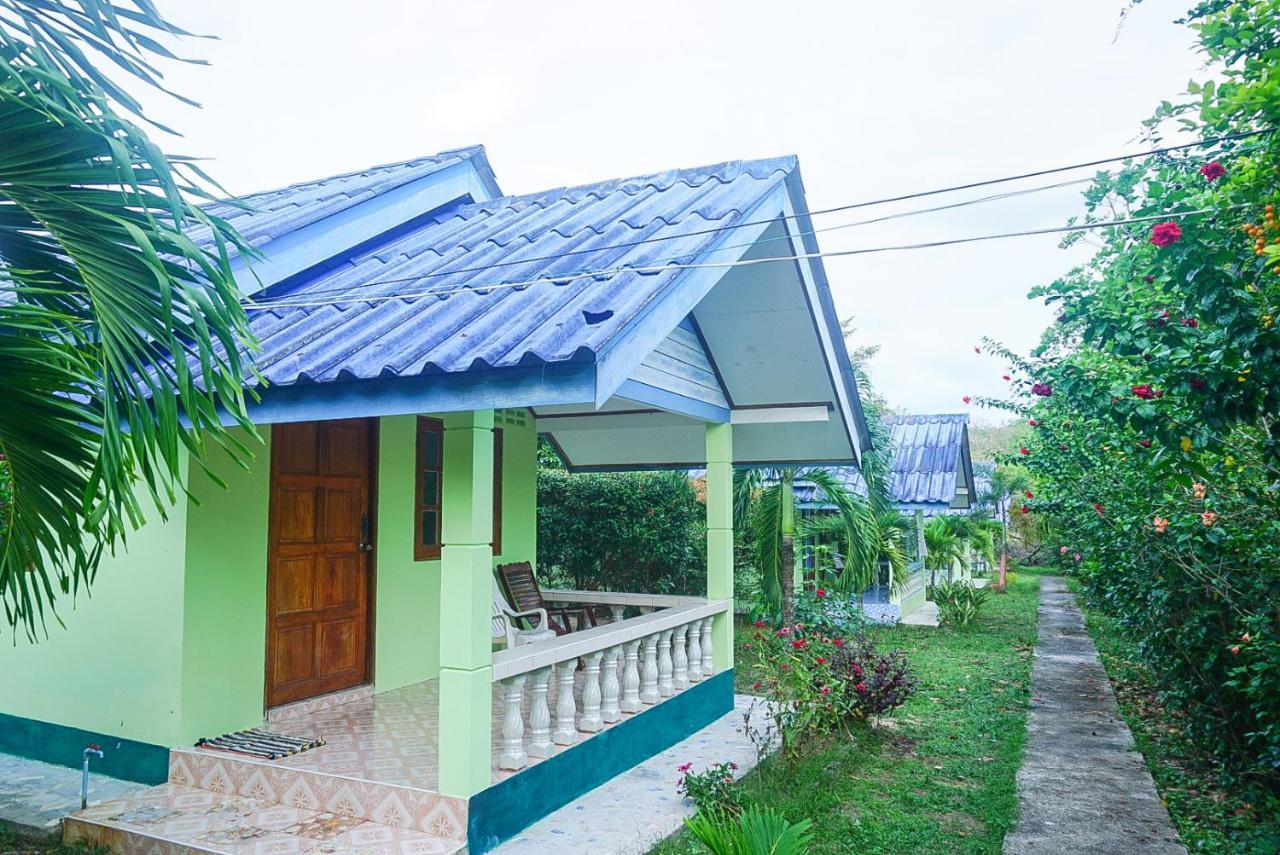 T And T House (Adults Only) Hotel Koh Phayam Eksteriør billede